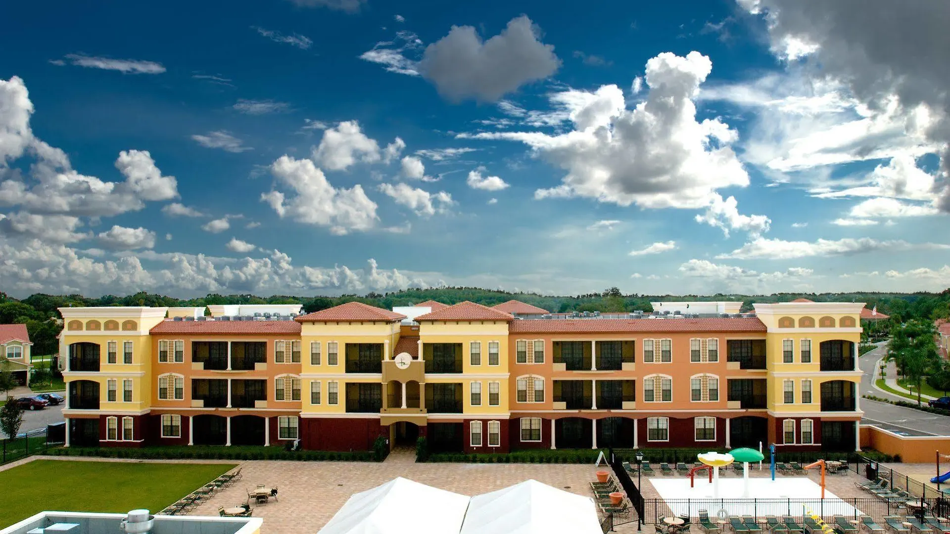 Апартаменты Emerald Greens Condo Resort Тампа